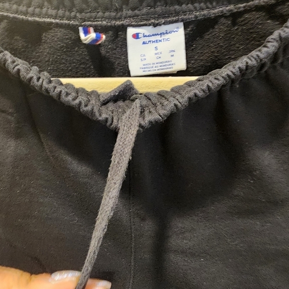 CHAMPION Boys black sweatpants size S - Picture 9 of 11